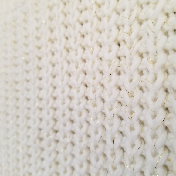 If It Were Me XS White/Gold Scoop Neck Sweater - Picture 9 of 9